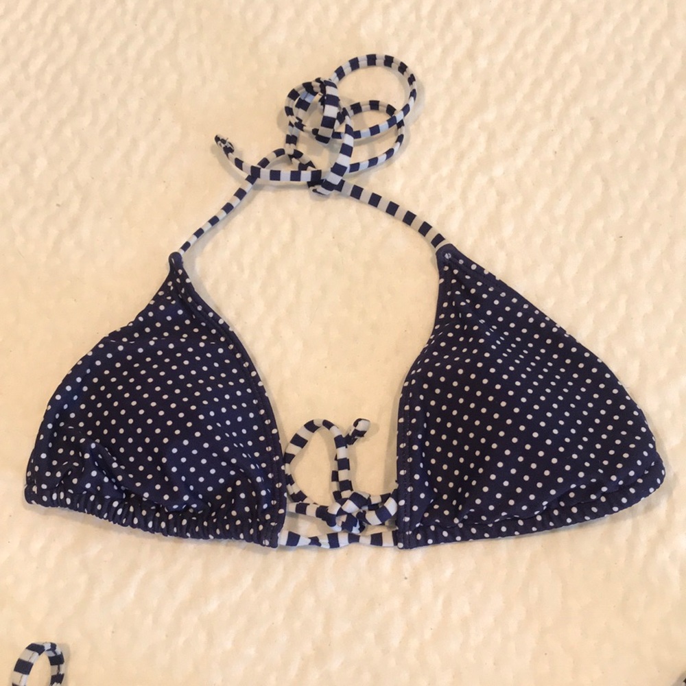 ✨BOGO free✨ Bikini top